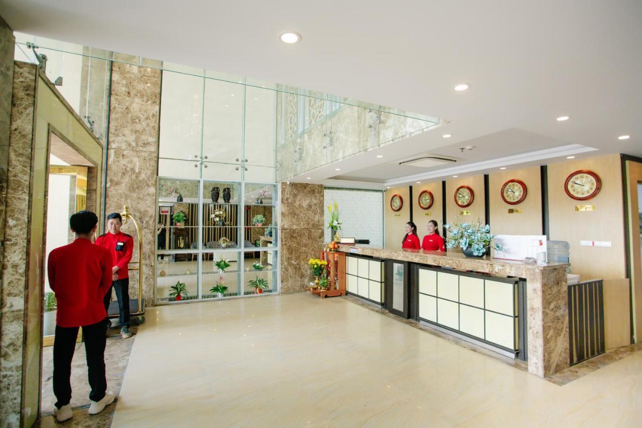 Lavencos Hotel Da Nang Bagian luar foto