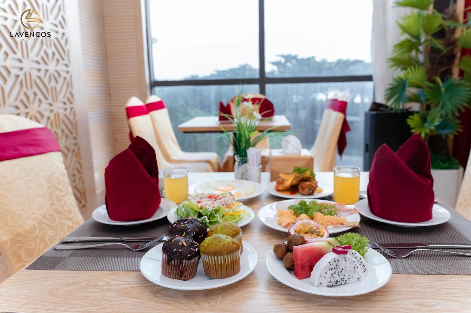 Lavencos Hotel Da Nang Bagian luar foto