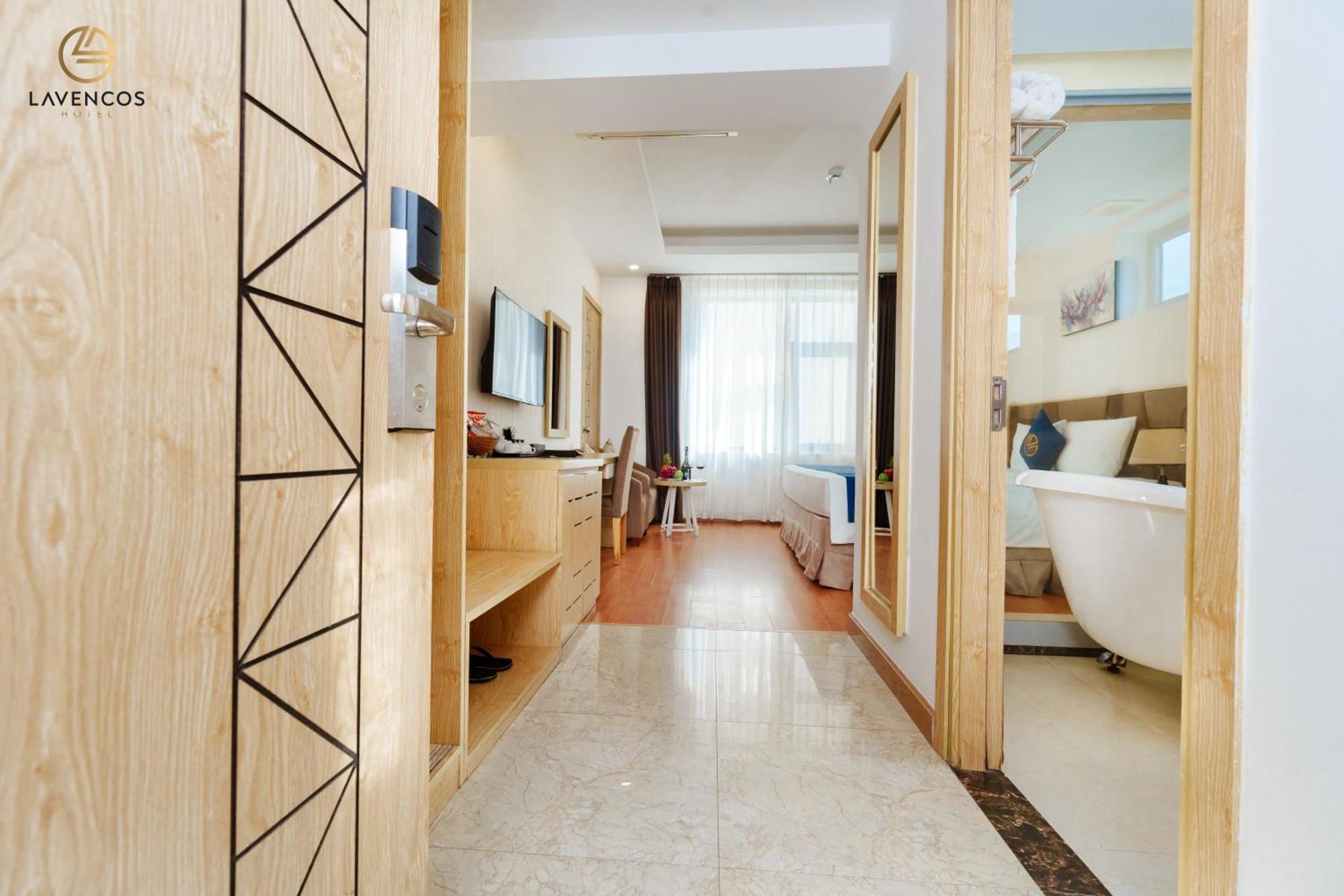 Lavencos Hotel Da Nang Bagian luar foto